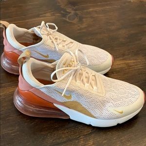 Women’s Nike 270 Light Cream/ Metallic Gold